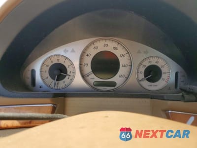 Zdjęcie 9 z 12 samochodu: 2008 MERCEDES-BENZ E 350 VIN:WDBUF56X28B283002 - miniatura