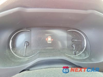 Zdjęcie 9 z 13 samochodu: 2019 TOYOTA RAV4 LIMITED VIN:JTMN1RFV2KD522179 - miniatura