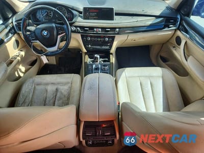 Zdjęcie 8 z 13 samochodu: 2015 BMW X5 XDRIVE35I VIN:5UXKR0C5XF0K57972 - miniatura