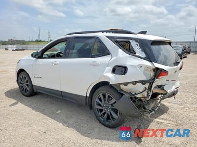 Drugie zdjęcie samochodu z przodu: 2022 CHEVROLET EQUINOX RS VIN:2GNAXWEV0N6142295 - miniatura