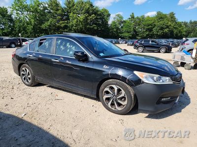 Czwarte zdjęcie samochodu z boku: 2017 HONDA ACCORD EX VIN:1HGCR2F75HA004362 - miniatura