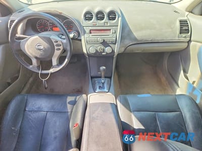 Zdjęcie 8 z 12 samochodu: 2011 NISSAN ALTIMA 2.5 VIN:1N4AL2AP0BN439200 - miniatura