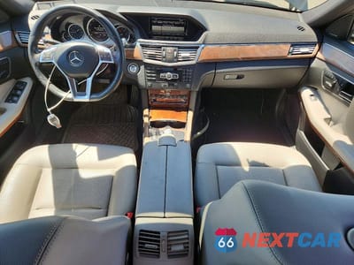 Zdjęcie 8 z 12 samochodu: 2013 MERCEDES-BENZ E 350 4MATIC VIN:WDDHF8JB4DA698022 - miniatura