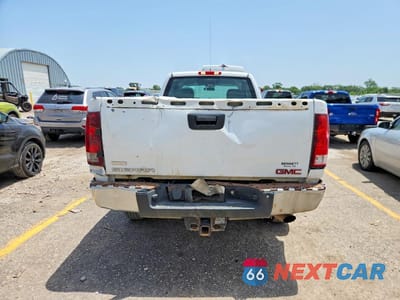 Zdjęcie 6 z 12 samochodu: 2013 GMC SIERRA C2500 HEAVY DUTY VIN:1GT21ZCG2DZ329075 - miniatura