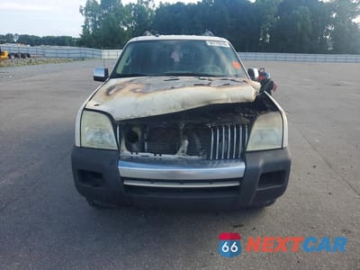 Piąte zdjęcie samochodu w środku: 2008 MERCURY MOUNTAINEER PREMIER VIN:4M2EU38E28UJ14723 - miniatura