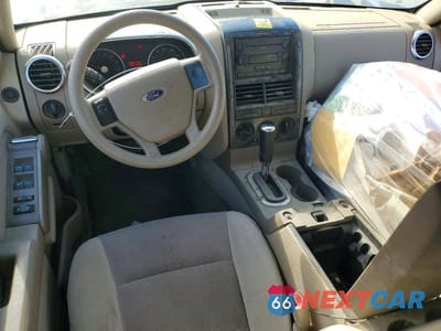 Zdjęcie 8 z 13 samochodu: 2007 FORD EXPLORER XLT VIN:1FMEU63E97UB79058 - miniatura
