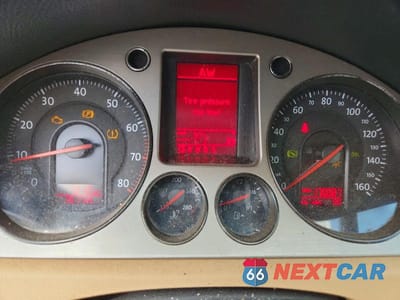 Zdjęcie 9 z 12 samochodu: 2008 VOLKSWAGEN PASSAT KOMFORT VIN:WVWAK73C58P046441 - miniatura