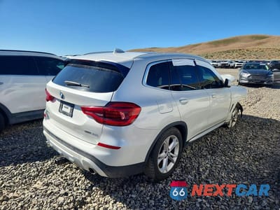 Trzecie zdjęcie samochodu z tyłu: 2021 BMW X3 XDRIVE30I VIN:5UXTY5C07M9G33371 - miniatura