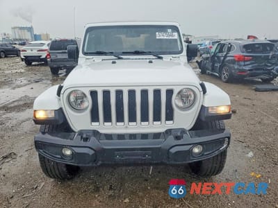 Piąte zdjęcie samochodu w środku: 2019 JEEP WRANGLER UNLIMITED SAHARA VIN:1C4HJXEN0KW520633 - miniatura