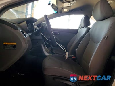 Zdjęcie 7 z 12 samochodu: 2015 HYUNDAI ELANTRA SE VIN:5NPDH4AEXFH570109 - miniatura