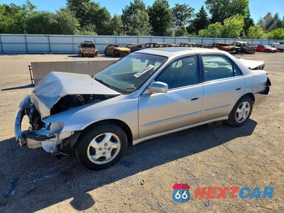1998 HONDA ACCORD EX 1HGCG5651WA143441 - główne zdjęcie licytacji z USA - miniatura