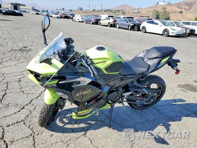 Trzecie zdjęcie samochodu z tyłu: 2026 KAWASAKI EX500 VIN:ML5EXGG11TDA92156 - miniatura