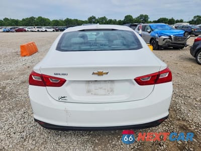 Zdjęcie 6 z 13 samochodu: 2016 CHEVROLET MALIBU LT VIN:1G1ZE5ST9GF307700 - miniatura