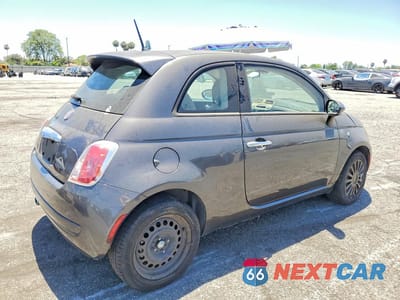 Trzecie zdjęcie samochodu z tyłu: 2015 FIAT 500 POP VIN:3C3CFFAR5FT545610 - miniatura