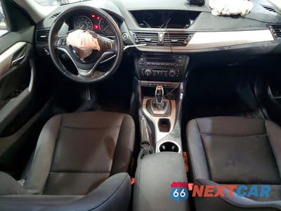 Zdjęcie 8 z 12 samochodu: 2014 BMW X1 XDRIVE28I VIN:WBAVL1C55EVY15523 - miniatura