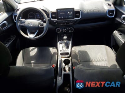 Zdjęcie 8 z 13 samochodu: 2022 HYUNDAI VENUE SE VIN:KMHRB8A30NU141526 - miniatura