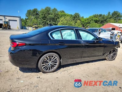 Trzecie zdjęcie samochodu z tyłu: 2021 BMW 540 XI VIN:WBA73BJ07MWW94301 - miniatura