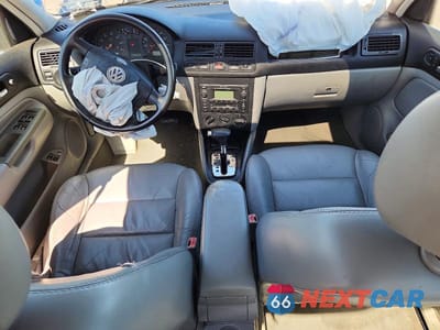 Zdjęcie 8 z 13 samochodu: 2003 VOLKSWAGEN JETTA GLS VIN:3VWSK69M83M169936 - miniatura