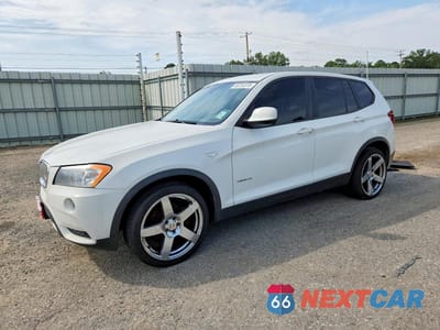 2014 BMW X3 XDRIVE28I 5UXWX9C56E0D17906 - główne zdjęcie licytacji z USA - miniatura