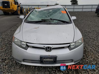 Piąte zdjęcie samochodu w środku: 2006 HONDA CIVIC LX VIN:1HGFA16586L153296 - miniatura