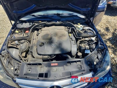 Zdjęcie 11 z 12 samochodu: 2013 MERCEDES-BENZ C 350 VIN:WDDGF5HB4DG105109 - miniatura
