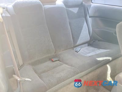Zdjęcie 10 z 12 samochodu: 2000 HONDA CIVIC EX VIN:1HGEJ8142YL031409 - miniatura