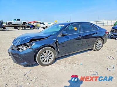 2015 TOYOTA CAMRY HYBRID XLE 4T1BD1FK2FU176797 - główne zdjęcie licytacji z USA - miniatura