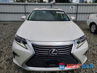 Piąte zdjęcie samochodu w środku: 2018 LEXUS ES 350 VIN:58ABK1GG5JU114666 - miniatura