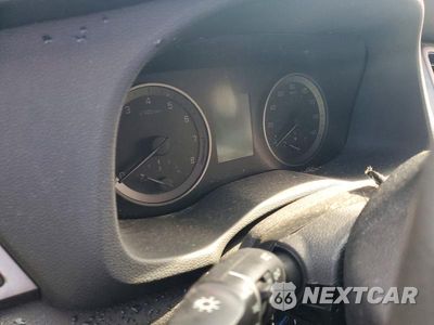 Zdjęcie 9 z 12 samochodu: 2018 HYUNDAI TUCSON SEL VIN:KM8J33A49JU600939 - miniatura