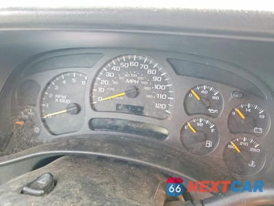 Zdjęcie 9 z 12 samochodu: 2004 CHEVROLET SILVERADO C2500 HEAVY DUTY VIN:1GCHC29U54E185439 - miniatura