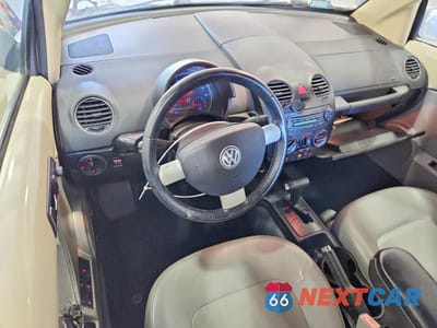 Zdjęcie 8 z 12 samochodu: 2006 VOLKSWAGEN NEW BEETLE CONVERTIBLE OPTION PACKAGE 2 VIN:3VWSF31YX6M333144 - miniatura