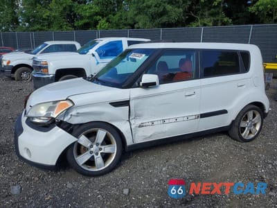 2010 KIA SOUL + KNDJT2A23A7041366 - główne zdjęcie licytacji z USA - miniatura
