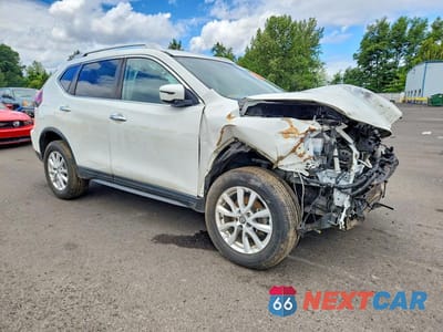 Czwarte zdjęcie samochodu z boku: 2017 NISSAN ROGUE SV VIN:KNMAT2MTXHP548294 - miniatura