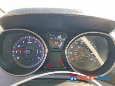 Zdjęcie 9 z 12 samochodu: 2013 HYUNDAI ELANTRA GLS VIN:5NPDH4AE0DH228715 - miniatura