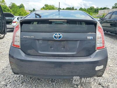 Zdjęcie 6 z 12 samochodu: 2013 TOYOTA PRIUS TWO VIN:JTDKN3DU2D1681139 - miniatura