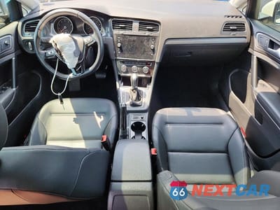Zdjęcie 8 z 12 samochodu: 2018 VOLKSWAGEN GOLF S VIN:3VWG17AUXJM254770 - miniatura