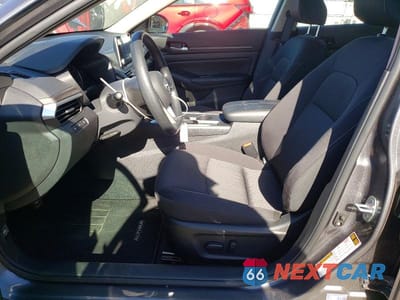 Zdjęcie 7 z 13 samochodu: 2025 NISSAN ALTIMA SV VIN:1N4BL4DV2SN433361 - miniatura