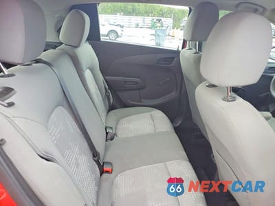 Zdjęcie 10 z 12 samochodu: 2020 CHEVROLET SONIC VIN:1G1JG6SB6L4122062 - miniatura