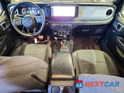Zdjęcie 8 z 13 samochodu: 2024 JEEP WRANGLER 4XE VIN:1C4RJXN62RW141690 - miniatura