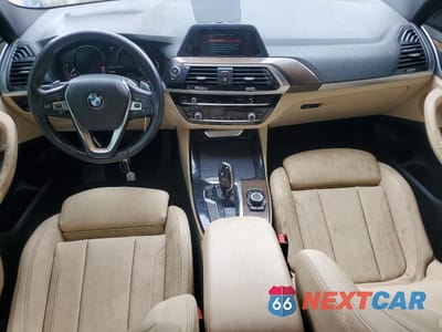 Zdjęcie 8 z 13 samochodu: 2019 BMW X3 SDRIVE30I VIN:5UXTR7C50KLF23766 - miniatura