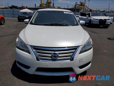 Piąte zdjęcie samochodu w środku: 2014 NISSAN SENTRA SV VIN:3N1AB7AP3EL648187 - miniatura