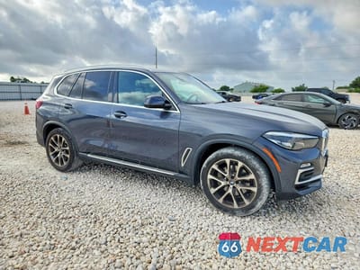 Czwarte zdjęcie samochodu z boku: 2021 BMW X5 SDRIVE 40I VIN:5UXCR4C01M9F48937 - miniatura