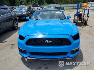 Piąte zdjęcie samochodu w środku: 2017 FORD MUSTANG VIN:1FA6P8TH9H5286019 - miniatura