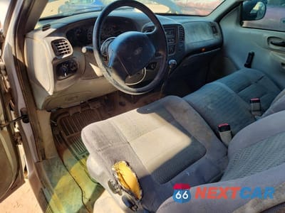 Zdjęcie 8 z 12 samochodu: 2000 FORD F150 VIN:1FTZX1728YNA66472 - miniatura