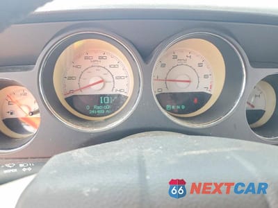 Zdjęcie 9 z 12 samochodu: 2012 DODGE CHALLENGER SXT VIN:2C3CDYAG2CH121225 - miniatura