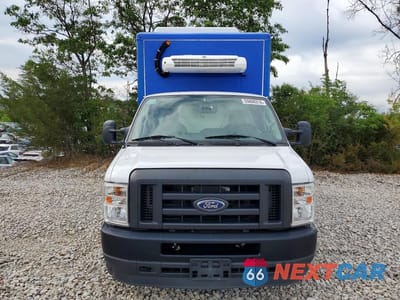 Piąte zdjęcie samochodu w środku: 2024 FORD E350 REFRIGERATED BOX TRUCK VIN:1FDWE3FN4RDD19516 - miniatura