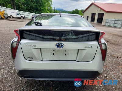 Zdjęcie 6 z 13 samochodu: 2016 TOYOTA PRIUS TWO VIN:JTDKBRFU7G3508993 - miniatura