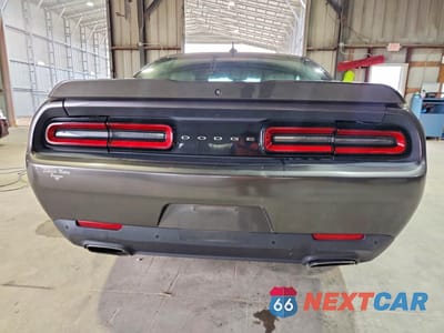 Zdjęcie 6 z 13 samochodu: 2015 DODGE CHALLENGER SXT PLUS VIN:2C3CDZBGXFH715375 - miniatura