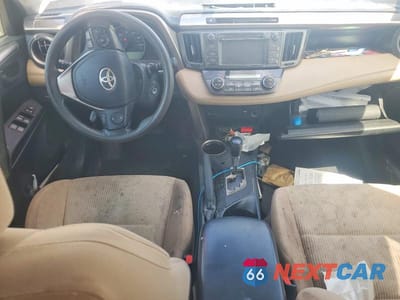 Zdjęcie 8 z 13 samochodu: 2013 TOYOTA RAV4 XLE VIN:JTMRFREV1D5001598 - miniatura