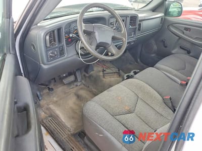 Zdjęcie 8 z 12 samochodu: 2004 GMC NEW SIERRA C1500 VIN:1GTEC14X44Z284924 - miniatura